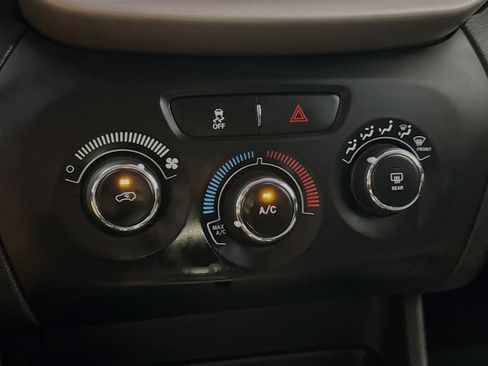 Used 2017 Jeep Cherokee Sport w/ Trailer Tow Group image 11