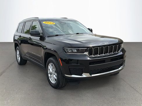Used 2022 Jeep Grand Cherokee L Laredo w/ Luxury Tech Group I AWD/4WD image 9
