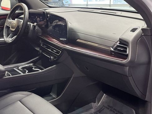 Used 2026 Chevrolet Traverse Z71 w/ Driver Confidence Package AWD/4WD image 31