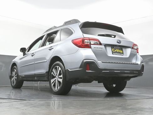 Used 2018 Subaru Outback 2.5i Limited image 48