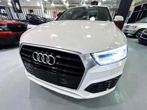 Used 2017 Audi Q3 2.0T Prestige w/ Prestige Package image 6