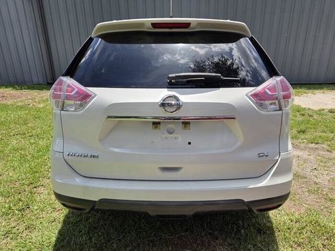 Used 2015 Nissan Rogue SV FWD image 8