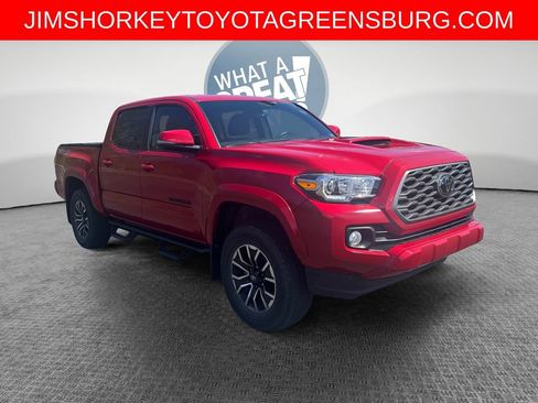 Used 2022 Toyota Tacoma TRD Sport image 1