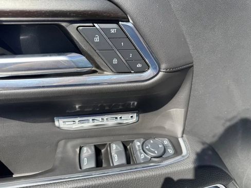 Used 2024 GMC Sierra 1500 Denali AWD/4WD image 13