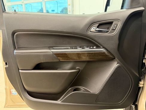 Used 2022 GMC Canyon Elevation RWD image 12