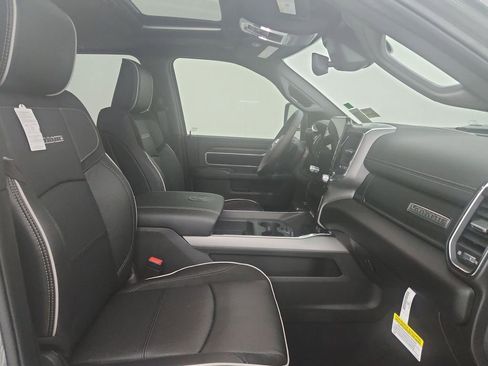 New 2026 RAM 3500 Laramie AWD/4WD image 26