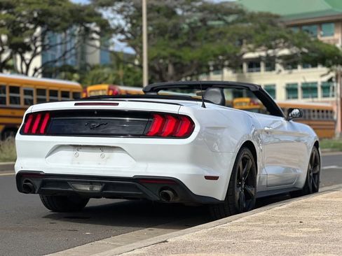 Used 2022 Ford Mustang Convertible w/ Black Accent Package image 5
