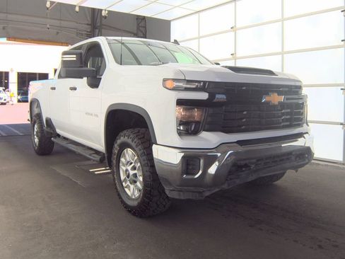 Used 2024 Chevrolet Silverado 2500 W/T w/ WT Fleet Convenience Package image 6