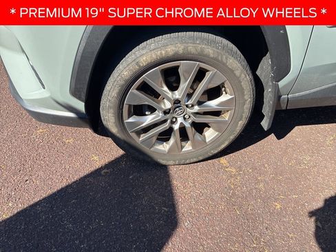 Used 2019 Toyota RAV4 XLE Premium image 4