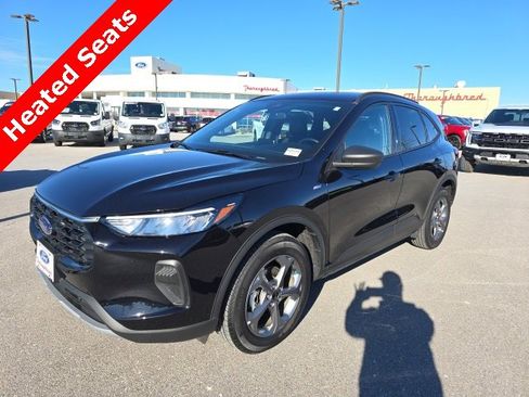 Used 2025 Ford Escape ST-Line image 1