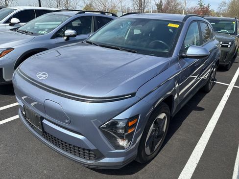 Used 2024 Hyundai Kona SEL image 1