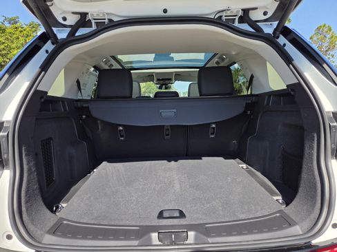 New 2025 Land Rover Discovery Sport S image 23