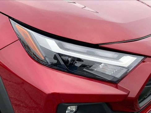 Used 2024 Toyota RAV4 Adventure image 25