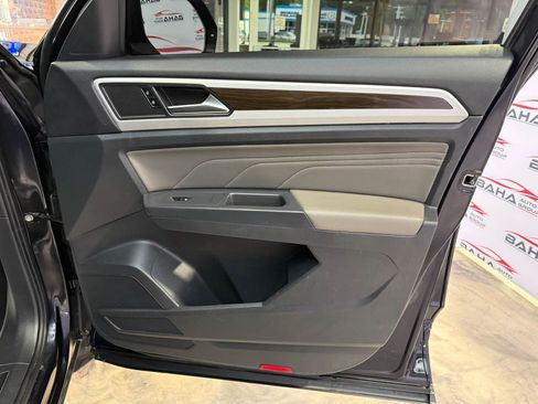 Used 2021 Volkswagen Atlas SE FWD image 55