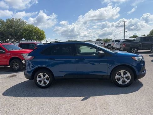 Used 2022 Ford Edge SE AWD/4WD image 4