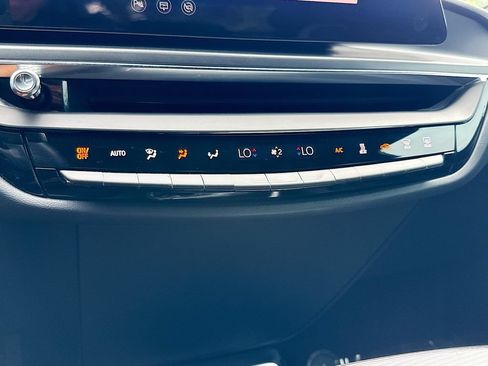 Used 2024 Cadillac Lyriq Tech RWD image 15
