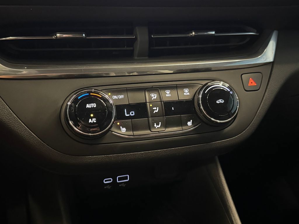 Used 2024 Buick Envista Preferred w/ Convenience I Package FWD image 15