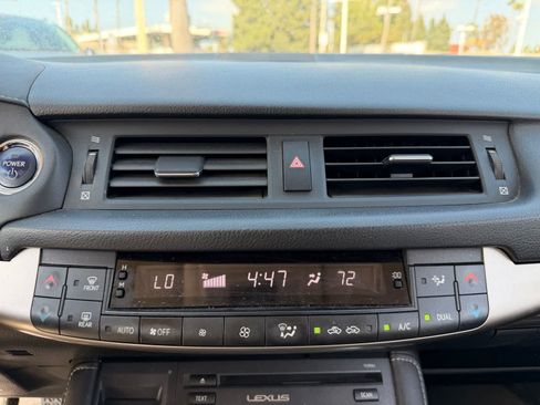 Used 2014 Lexus CT 200h FWD image 13