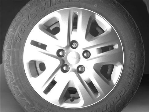 Used 2018 Dodge Journey SE w/ Popular Equipment Group AWD/4WD image 11