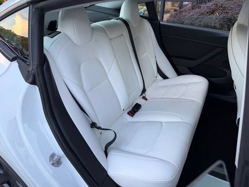 Used 2021 Tesla Model 3 Standard Range Plus RWD image 39