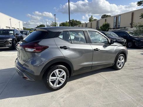 Used 2024 Nissan Kicks S FWD image 7