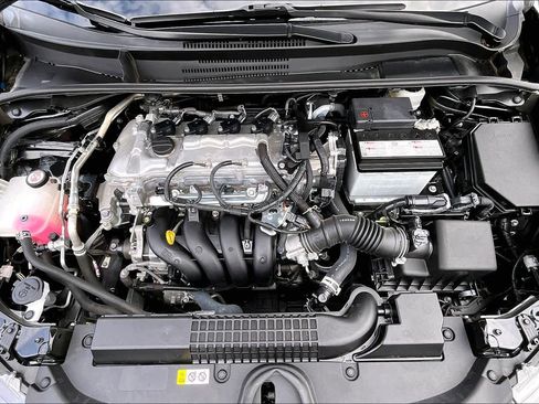 Certified 2022 Toyota Corolla LE image 29