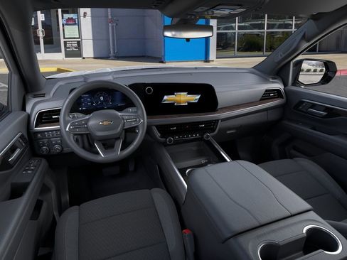 New 2026 Chevrolet Suburban LS AWD/4WD image 16