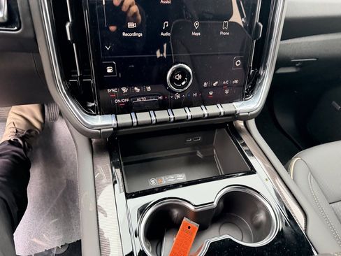 New 2026 GMC Yukon XL Elevation w/ Elevation Premium Package image 19