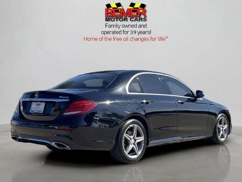 Used 2017 Mercedes-Benz E 300 4MATIC image 5