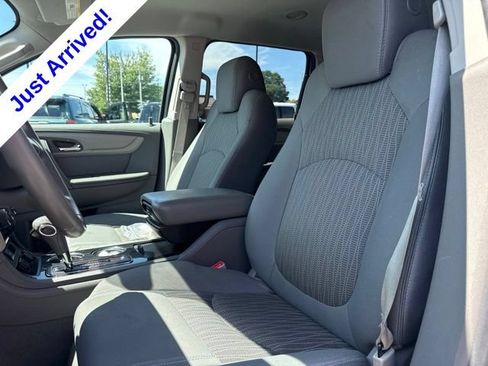 Used 2016 Chevrolet Traverse LT FWD image 9