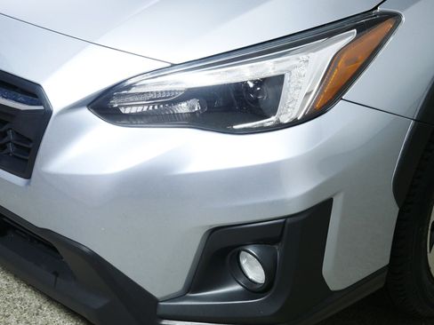 Used 2019 Subaru Crosstrek 2.0i Limited w/ Moonroof Package w/Navigation image 16