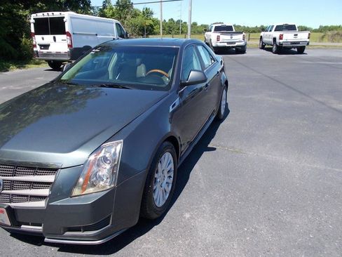 Used 2011 Cadillac CTS Luxury image 8
