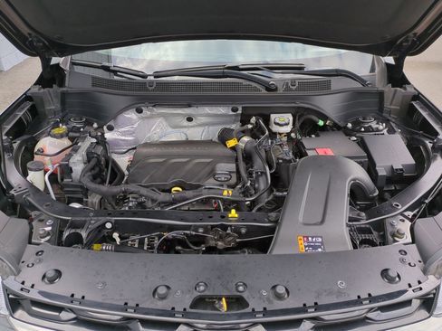 Certified 2024 Chevrolet Trax RS w/ Sunroof Package FWD image 30