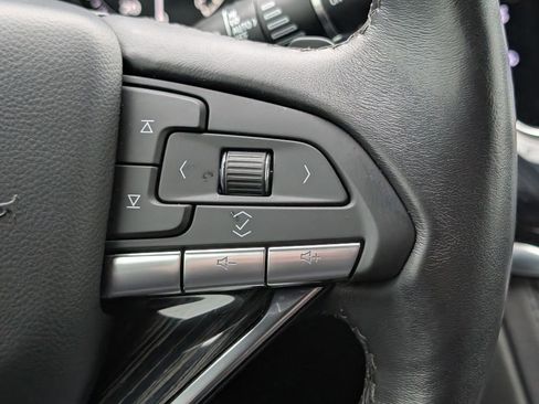 Used 2023 Cadillac XT6 Premium Luxury w/ Technology Package image 15