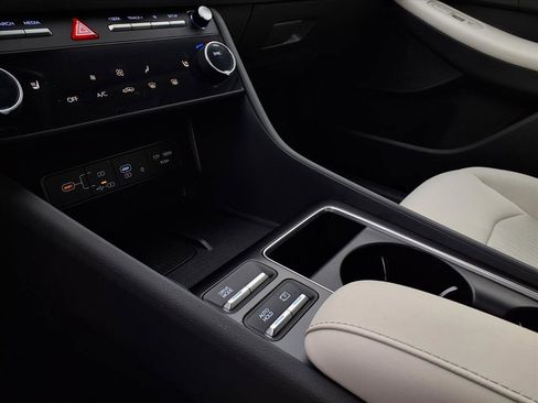 New 2026 Hyundai Sonata SEL image 17
