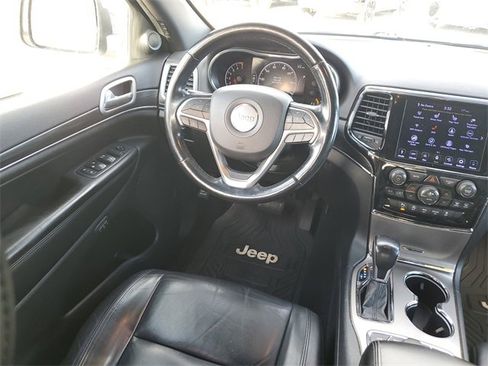 Used 2020 Jeep Grand Cherokee Limited image 9