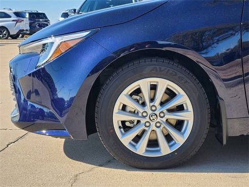 New 2026 Toyota Corolla XLE image 5