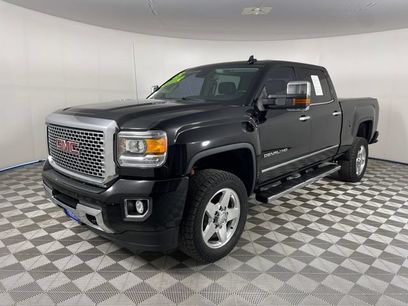 Used 2015 GMC Sierra 2500 Denali w/ Duramax Plus Package