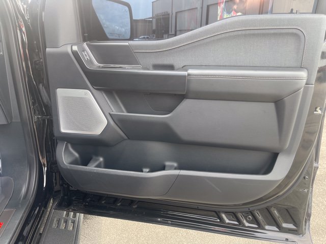 Used 2023 Ford F150 Raptor AWD/4WD image 13