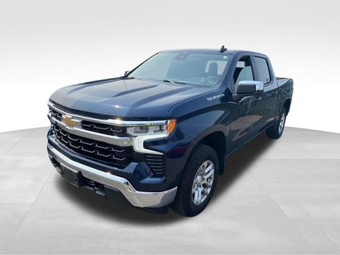 Used 2023 Chevrolet Silverado 1500 LT AWD/4WD image 4