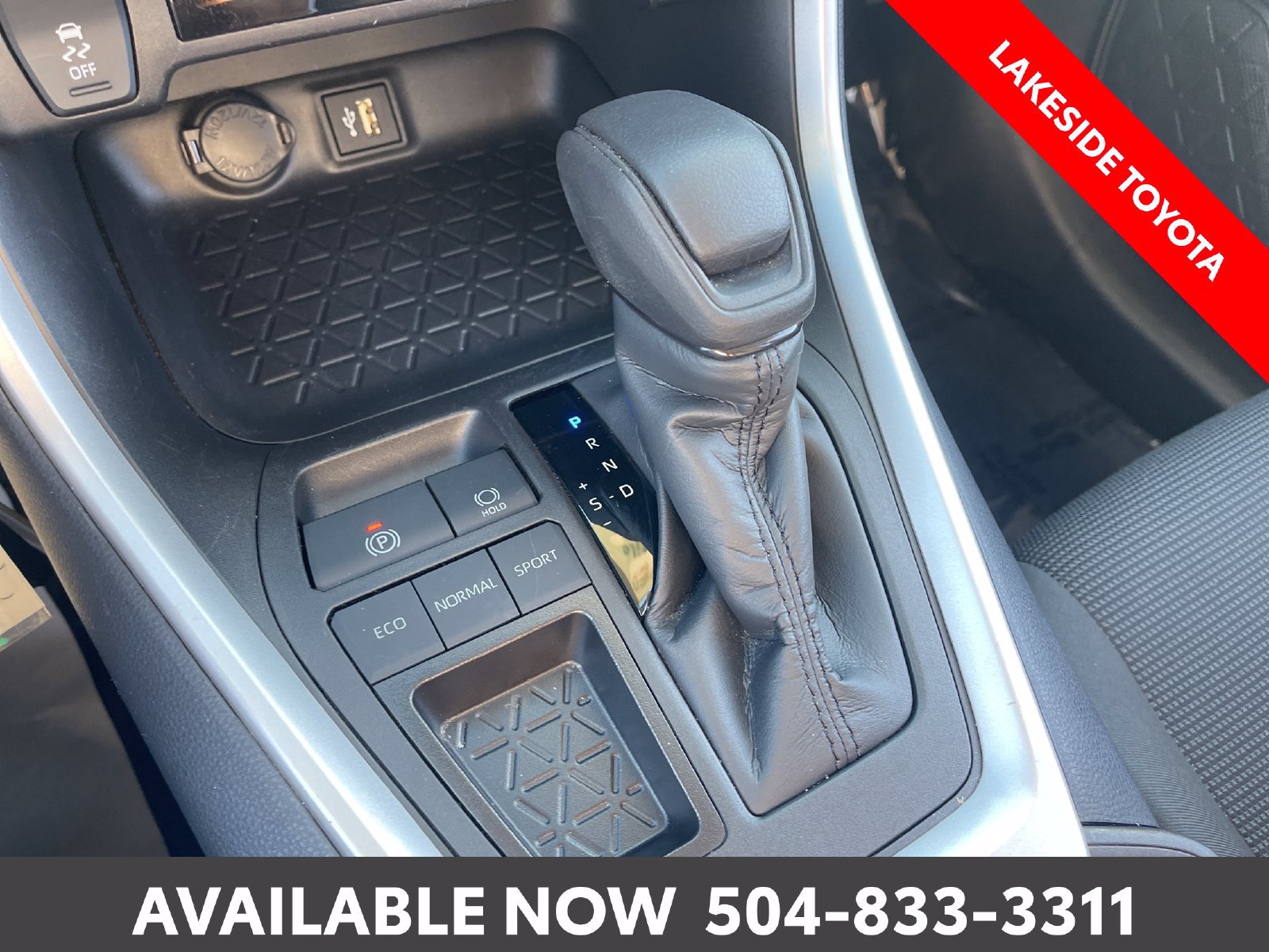 Certified 2024 Toyota RAV4 LE FWD image 32