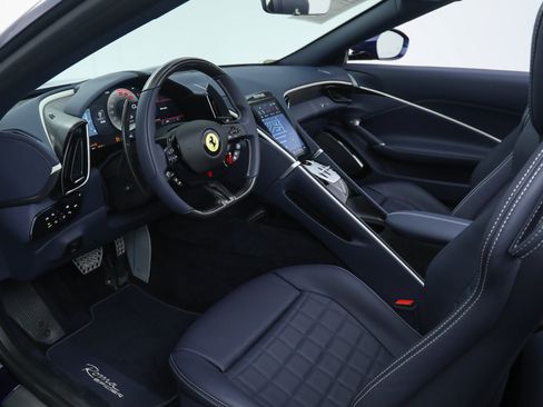 Certified 2026 Ferrari Roma Spider RWD image 2