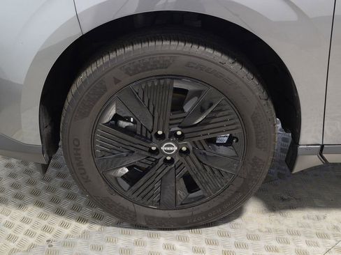 Used 2025 Nissan Murano SV image 35