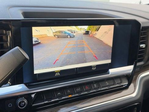 Certified 2022 Chevrolet Silverado 1500 RST AWD/4WD image 24