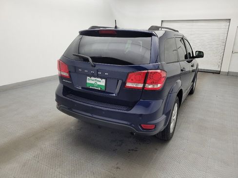 Used 2019 Dodge Journey SE image 7