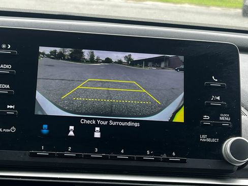 Used 2019 Honda Accord LX image 23