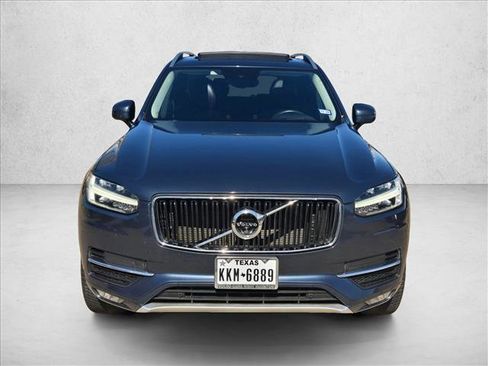 Used 2018 Volvo XC90 T6 Momentum w/ Convenience Package image 2