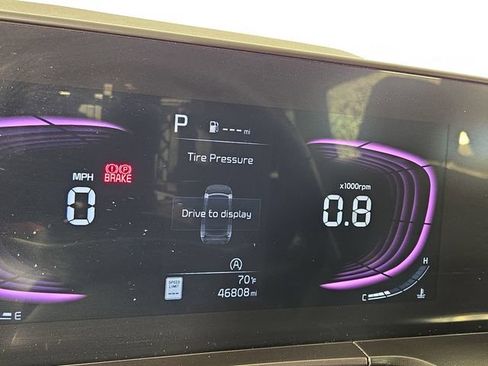 Certified 2025 Kia Telluride S FWD image 16