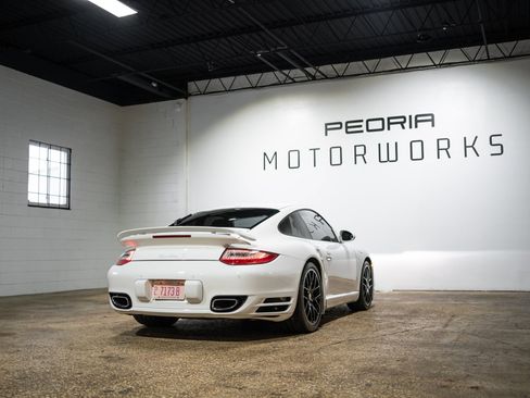 Used 2013 Porsche 911 Turbo S image 14