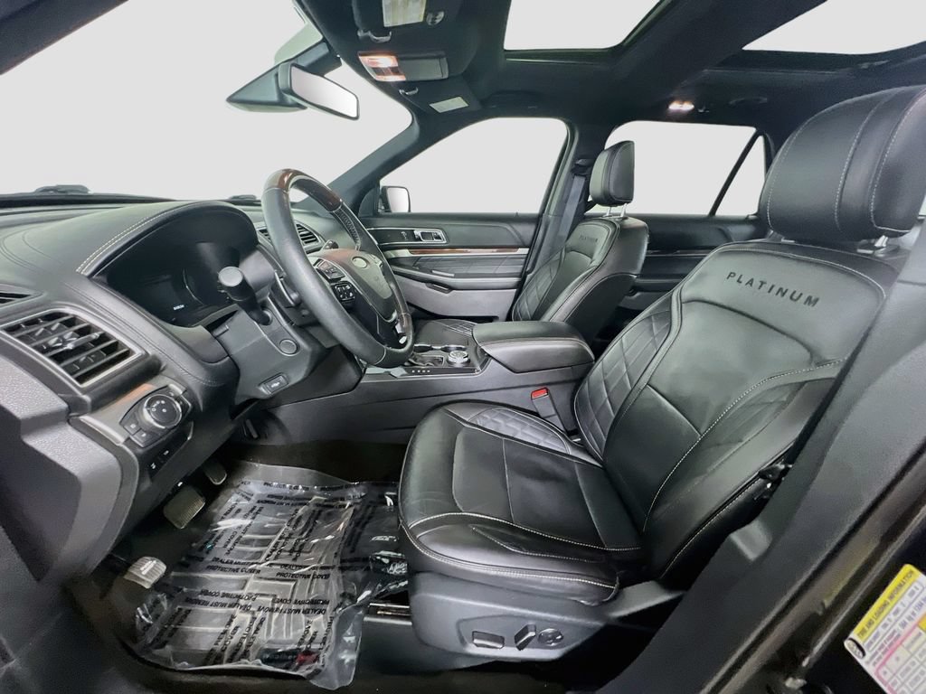 Used 2018 Ford Explorer Platinum AWD/4WD image 21